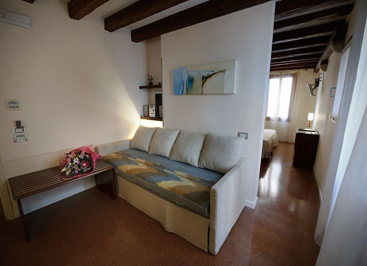 Ca' Pozzo Inn Venedig 3*,